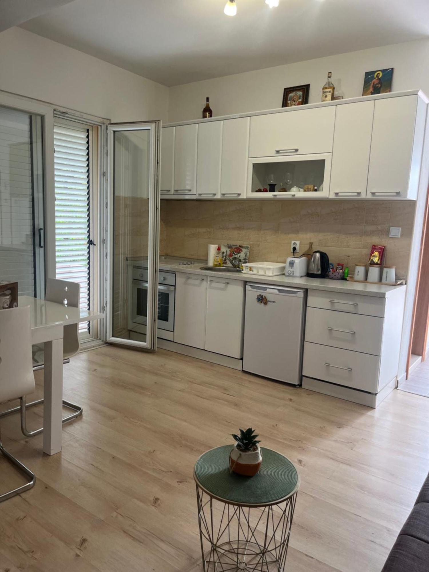Appartamento Apartman Iskra Bijela Esterno foto