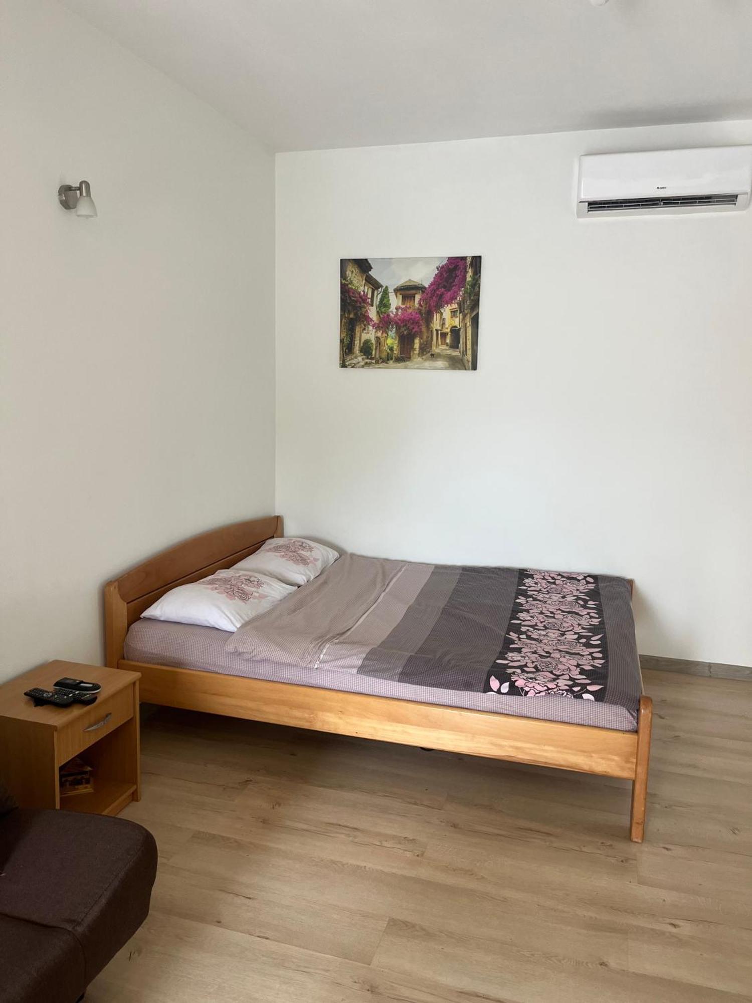 Appartamento Apartman Iskra Bijela Esterno foto